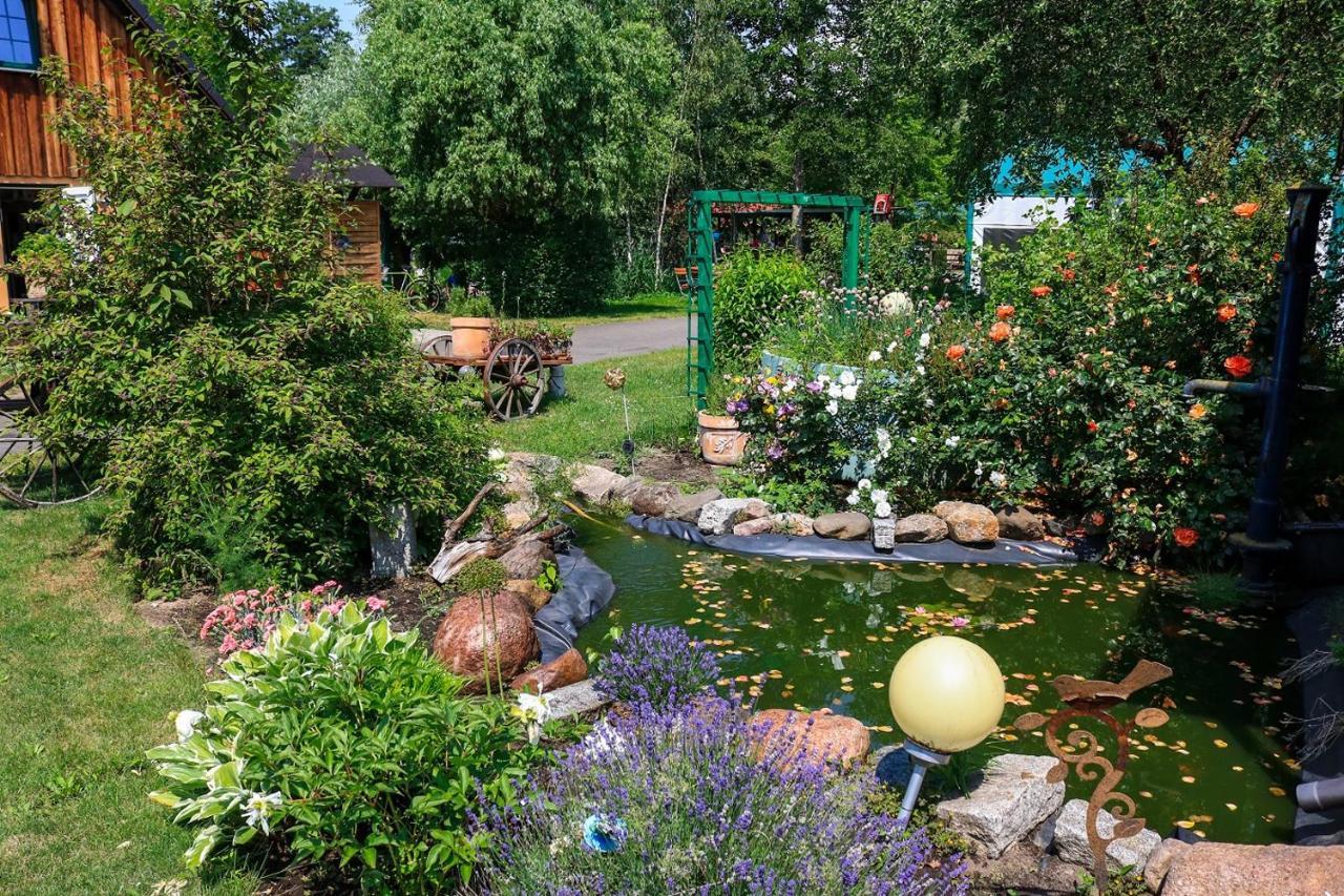 Gasthaus & Pension Am Kurfuerstendamm บวร์ก ภายนอก รูปภาพ