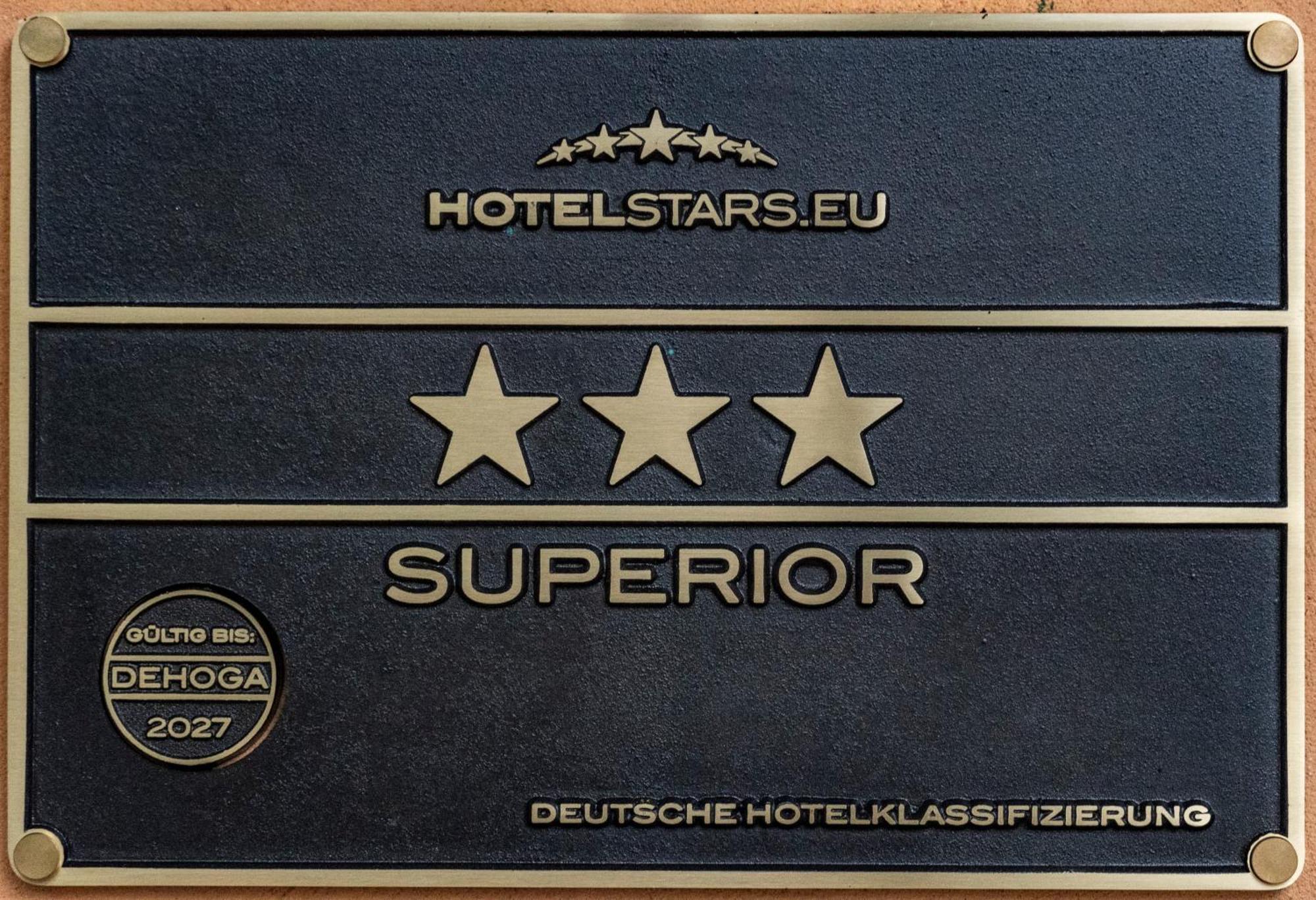 Gasthaus & Pension Am Kurfuerstendamm บวร์ก ภายนอก รูปภาพ