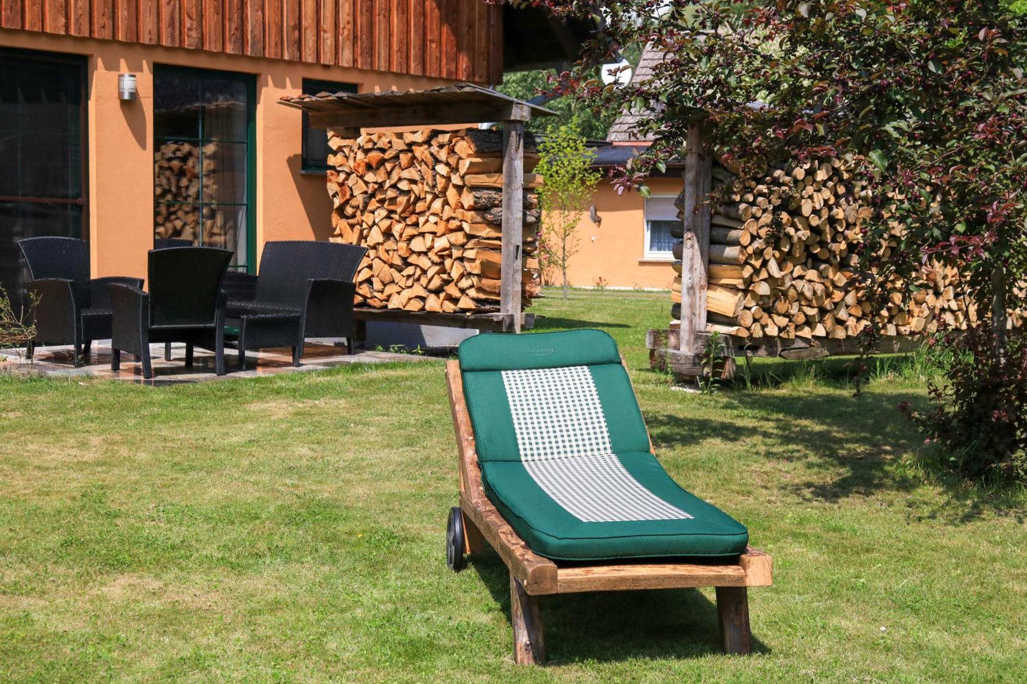 Gasthaus & Pension Am Kurfuerstendamm บวร์ก ภายนอก รูปภาพ