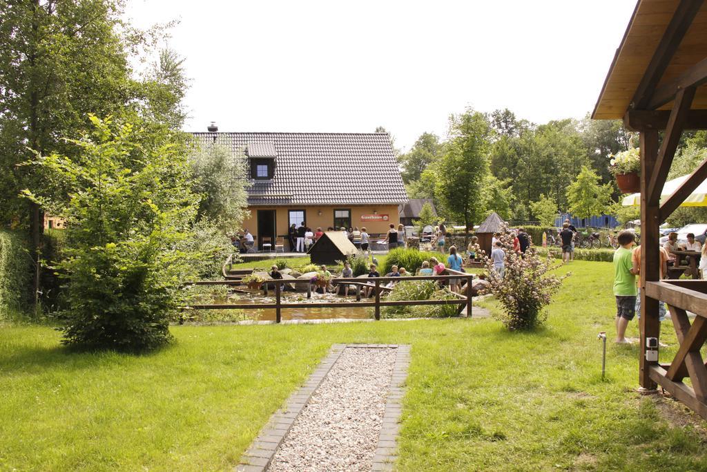 Gasthaus & Pension Am Kurfuerstendamm บวร์ก ภายนอก รูปภาพ