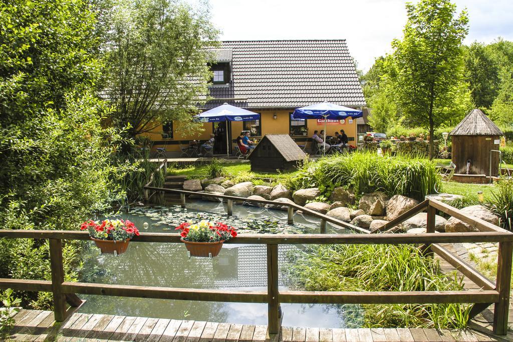 Gasthaus & Pension Am Kurfuerstendamm บวร์ก ภายนอก รูปภาพ