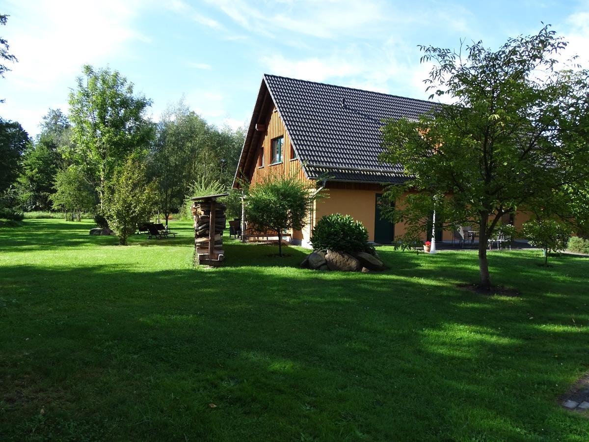 Gasthaus & Pension Am Kurfuerstendamm บวร์ก ภายนอก รูปภาพ